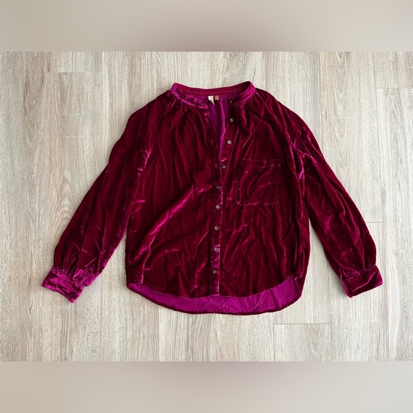 Anthropologie The Hadley Relaxed Buttondown Shirt by Pilcro Magenta Velvet - MP - Picture 3 of 8